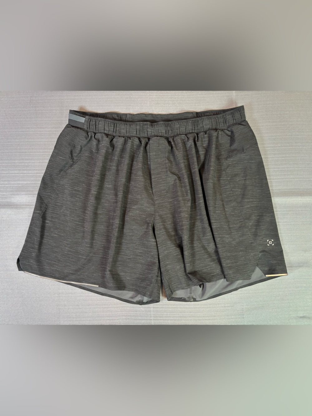 Lululemon T.H.E. Short 9” Lined Men’s XXL Heathered Black Training Gym Shorts